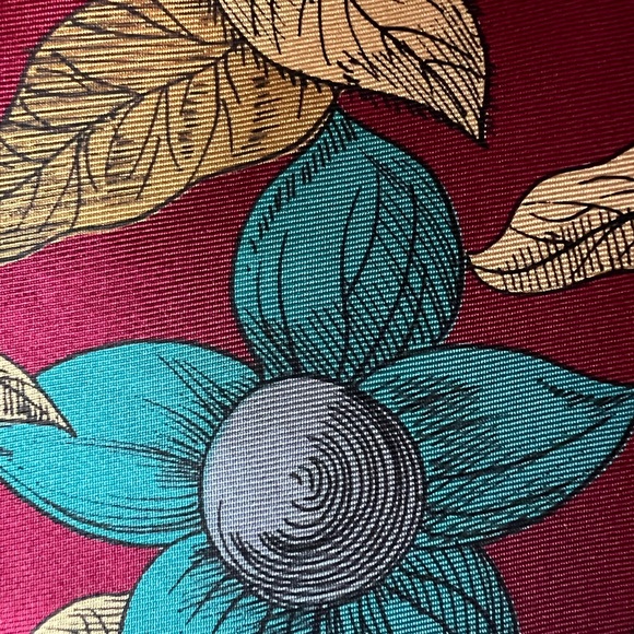 GUC Traditional Men’s Neckties Set of 4 Various Colors, Prints and Brands - Picture 4 of 6